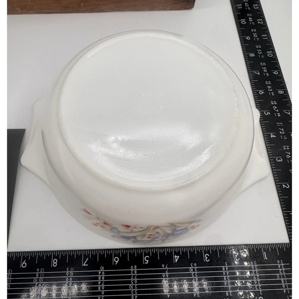 Pyrex england blue